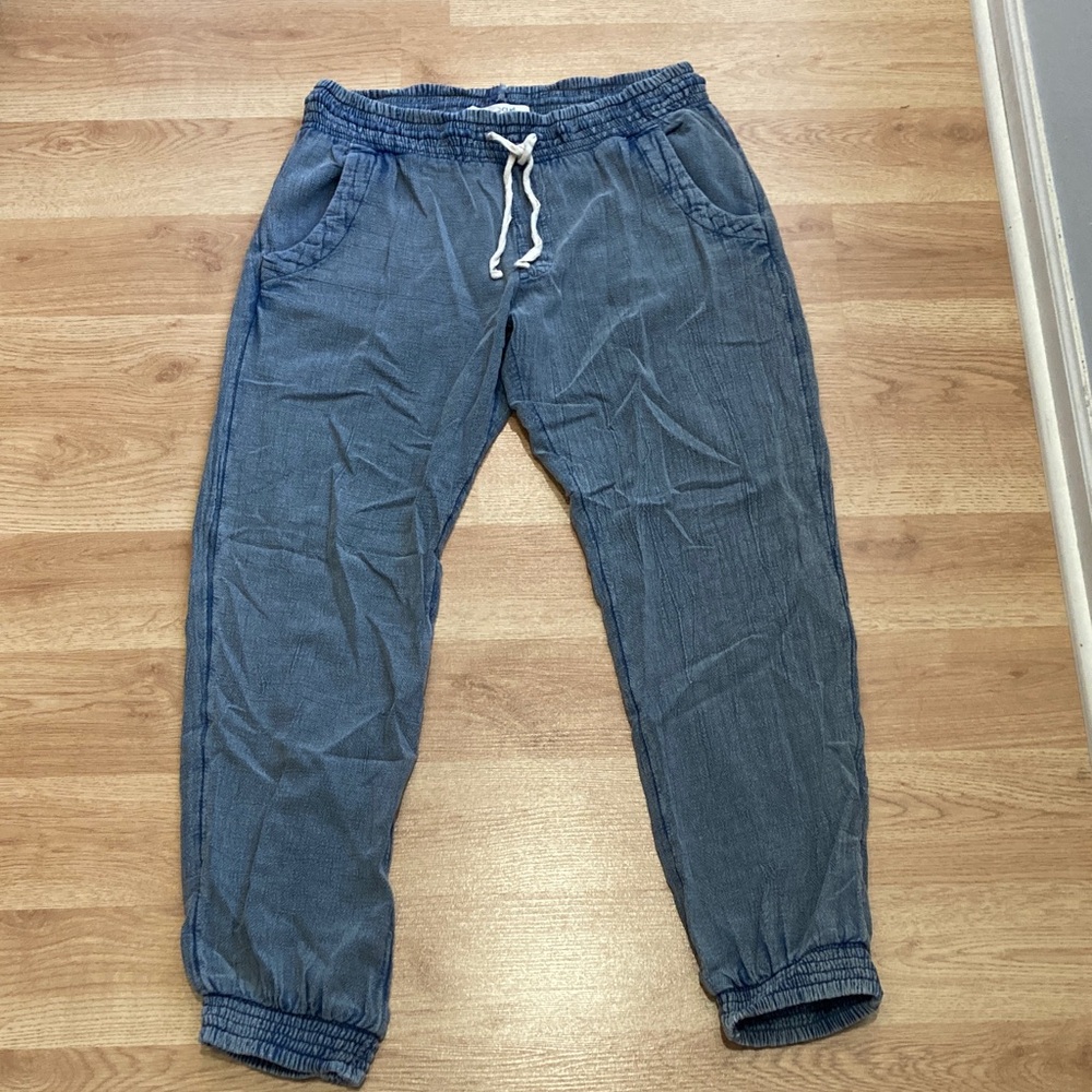 Rip curl size s thin jean joggers